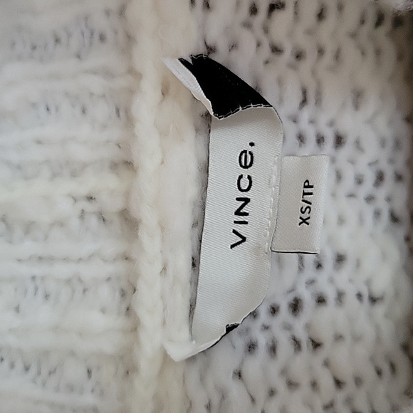 Vince Size XSmall Cream Chunky Turtleneck Wool Blend Sweater NWT - Picture 3 of 7